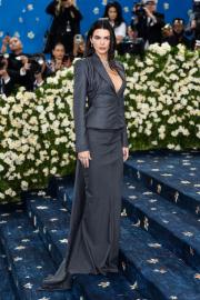 Kardashian Style Moments 2025: Kim Kardashian, Kendall Jenner and More