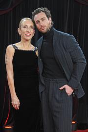 4 Famous Age-Gap Relationship Stories in Hollywood