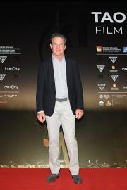 Dennis Quaid Says Daughter, 17, Is Safe After 'Devastating' Texas Floods