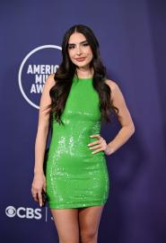Kyle Richards’ Daughter Sophia Shares Update on Her 'Stressful' Hair Loss
