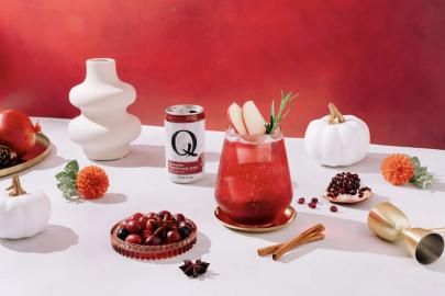 Tired of Sugary Mixers? Try This Festive, Low Calorie Spritz