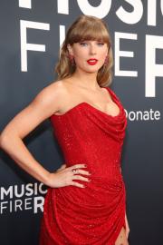 Taylor Swift’s Favorite Song on ‘Life of a Showgirl’ Might Surprise You