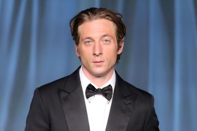 Jeremy Allen White Makes Rare Comment About Fatherhood