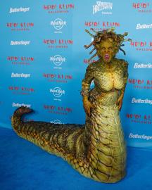 Heidi Klum Dresses up as Medusa for Her 2025 Halloween Costume