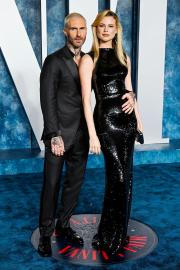 Behati Prinsloo and Adam Levine's Daughter Bonds With Newborn Baby: Photo