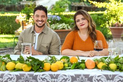 'Ciao House' Hosts Alex and Gabe Tease Surprising 1st Season: Watch