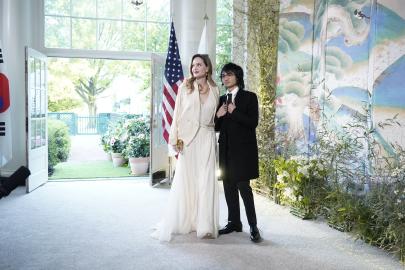 Angelina Jolie Brings Son Maddox to the White House! See Photos