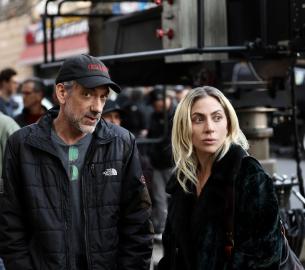 Lady Gaga Is Fresh Faced in New Makeup-Free ‘Joker 2’ Set Photos