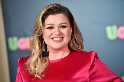 Kelly Clarkson Was 'Blindsided' by Toxic Work Environment Allegations