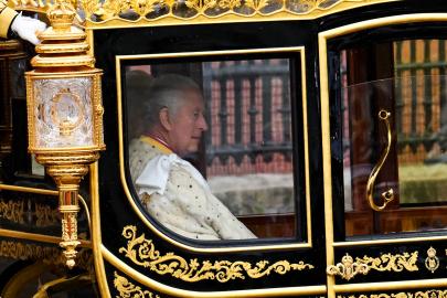 It Begins! Charles, Camilla Arrive at Westminster Abbey for Coronation