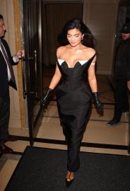 The Hottest Kardashian-Jenner Photos of 2023: See The Sexiest Looks