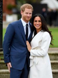 Meghan Markle Stuns in Gold at Women of Vision Awards With Harry, Mom Doria