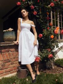 10 Reformation Dresses That Are Beyond Stunning for Summer