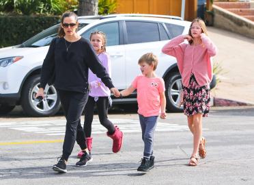 The Best Mama Around! All the Times Jennifer Garner Won at Parenting