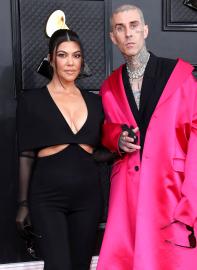 Pregnant Kourtney Kardashian and Travis Barker Reveal Sex of 1st Child