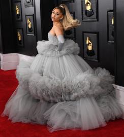 'Concerned'! Fans React to Ariana Grande Makeup Video: 'Looks Different'