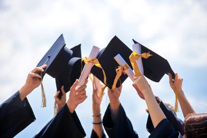 15 Best Graduation Gifts That Don’t Seem Like Last-Minute Purchases
