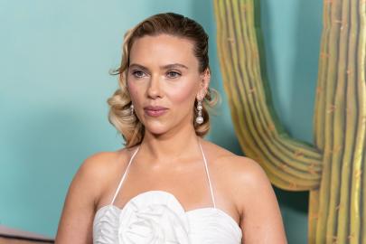 Matt Damon Called Kissing Scarlett Johansson 'Hell' for This Reason