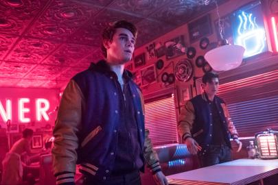 Has 'Riverdale' Totally Lost the Plot After Archie and Reggie’s Threesome?