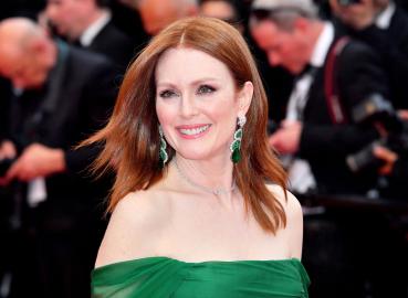 Julianne Moore Uses This Multi-Use Balm for Her Signature Glow