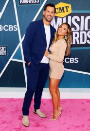 Jessie James Decker: How Eric Decker Reacted to 'Shocking' Pregnancy