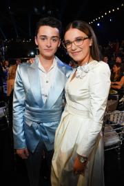 How Stranger Things’ Noah Schnapp Came Out to Millie Bobby Brown