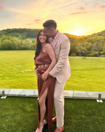 Bachelor in Paradise's Becca Kufrin and Thomas Jacobs Welcome 1st Baby