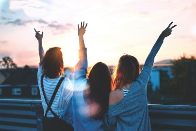 Best Supplements for Women: 5 Natural Products to Support Women’s Health