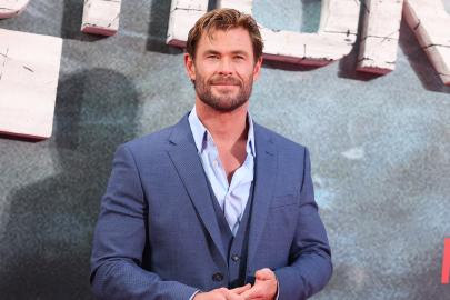 How Chris Hemsworth Adjusted Lifestyle After Learning of Alzheimer’s Risk