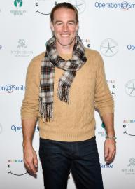 James Van Der Beek Reacts to Viral Video of Fake ‘Dawson’s Creek’ Snow