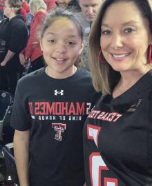 Patrick Mahomes’ Mom Loves How ‘Sweet’ Taylor Swift Was to Her Daughter