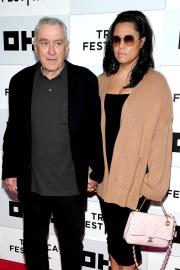 Robert De Niro's GF Accused Former Assistant of Acting Like His Wife