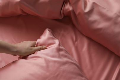 Redefine Beauty Sleep with Satin Pillowcases That Pamper Skin and Hair