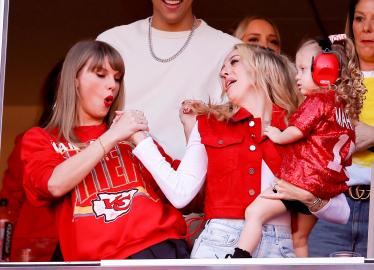 Taylor Swift and Brittany Mahomes Debut Handshake in Box at Chiefs Game
