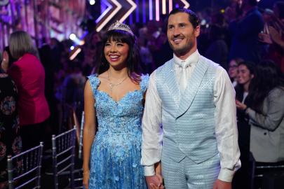 Xochitl Gomez Says She's 'Great' After Apparent 'DWTS' Injury on Halloween