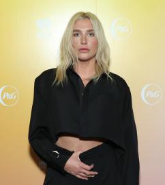 Kesha Uses This Oil-Free Cleanser in Her New Acne-Fighting Skincare Routine