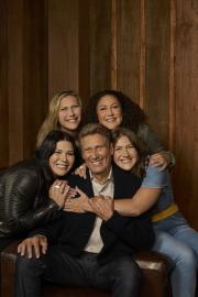 The Golden Bachelor's Gerry Turner Is Loved Up! His Final 2 Contestants