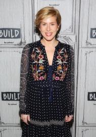 HGTV Star Erin Napier Says Her 2 Kids Have 'Never Held' a Phone or Tablet
