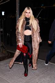 Jessica Simpson Dares to Wear a Fur Coat With a Crop Top and Cowboy Boots