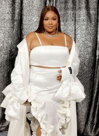 Lizzo Returns to the Red Carpet for the 1st Time Since Harassment Lawsuits