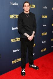 Pete Davidson Calls Out Venue Employee for Filming His Stand-Up Set