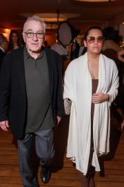 Robert De Niro's Girlfriend Calls His Ex-Assistant 'Mean-Spirited' in Court