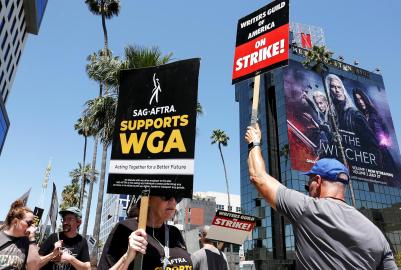 SAG-AFTRA Reaches Tentative Deal After Nearly 4-Month Strike