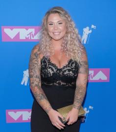 Pregnant Kailyn Lowry Explains ‘Sign’ She Might Be Having Twin Girls