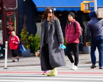 Emily Ratajkowski Bundles Up for Fall in a Fuzzy Gray Coat