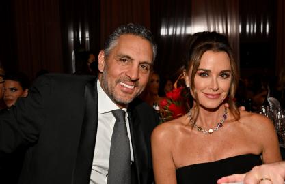 Kyle Richards Calls Mauricio Split a ‘Divorce’ Amid Emma Slater Rumors