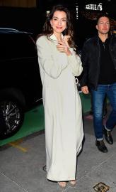 Anne Hathaway Wears All-White Look for the 5th Time in 2 Weeks