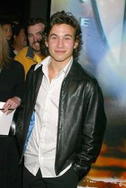 Former Child Star Jonathan Taylor Thomas Makes Rare Public Appearance
