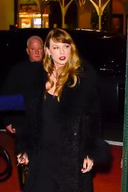 Taylor Swift Channels 'Reputation' at Emma Stone’s ‘Poor Things’ Premiere