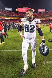 Jason Kelce’s Christmas Game Day Outfit Consists of Flip-Flops and Cereal